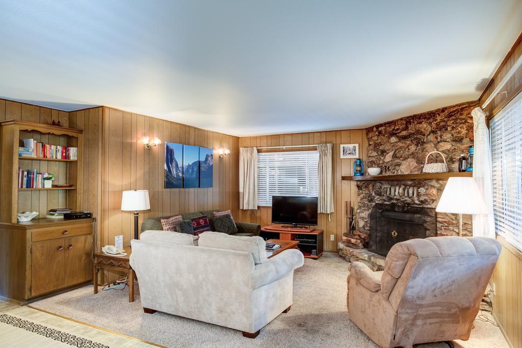 9B Deer Hollow Wawona Exterior photo